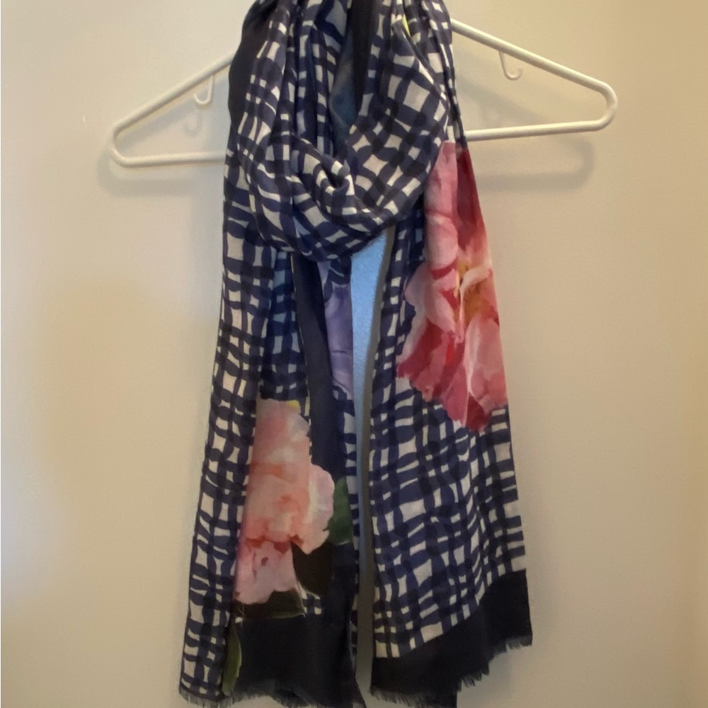Floral Checkered and Floral Pashmina